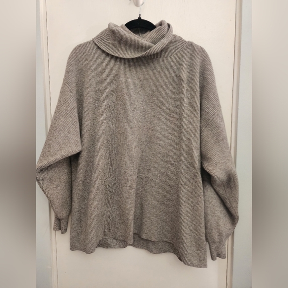 Free People Sweaters - Free People Gray Cowl Neck Sweater Oversized Knit